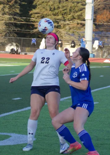 Lady Knights fall in semifinals against Seneca